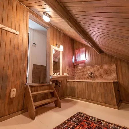 House In Coo Near Famous Waterfalls Feriehus *