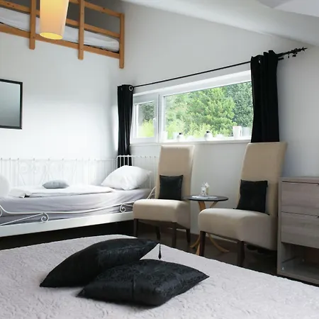 House In Coo Near Famous Waterfalls Hébergement de vacances